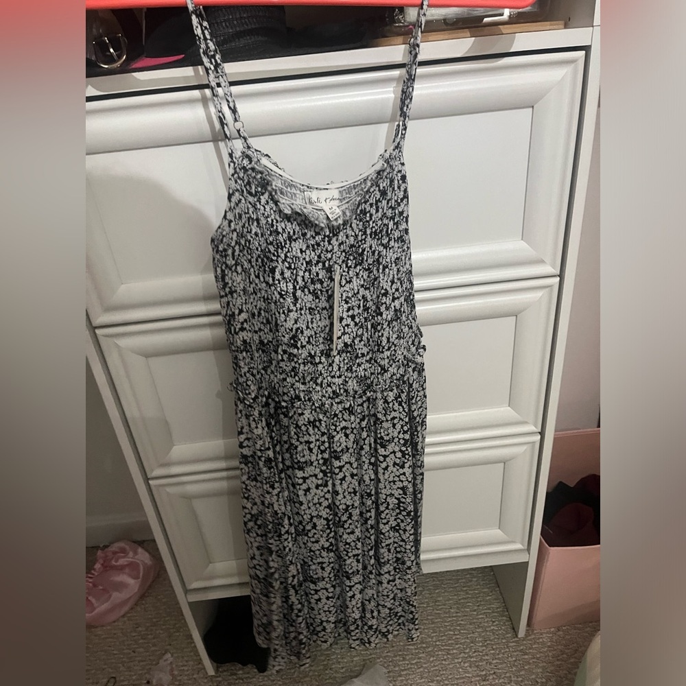 NWT!! B&W floral dress